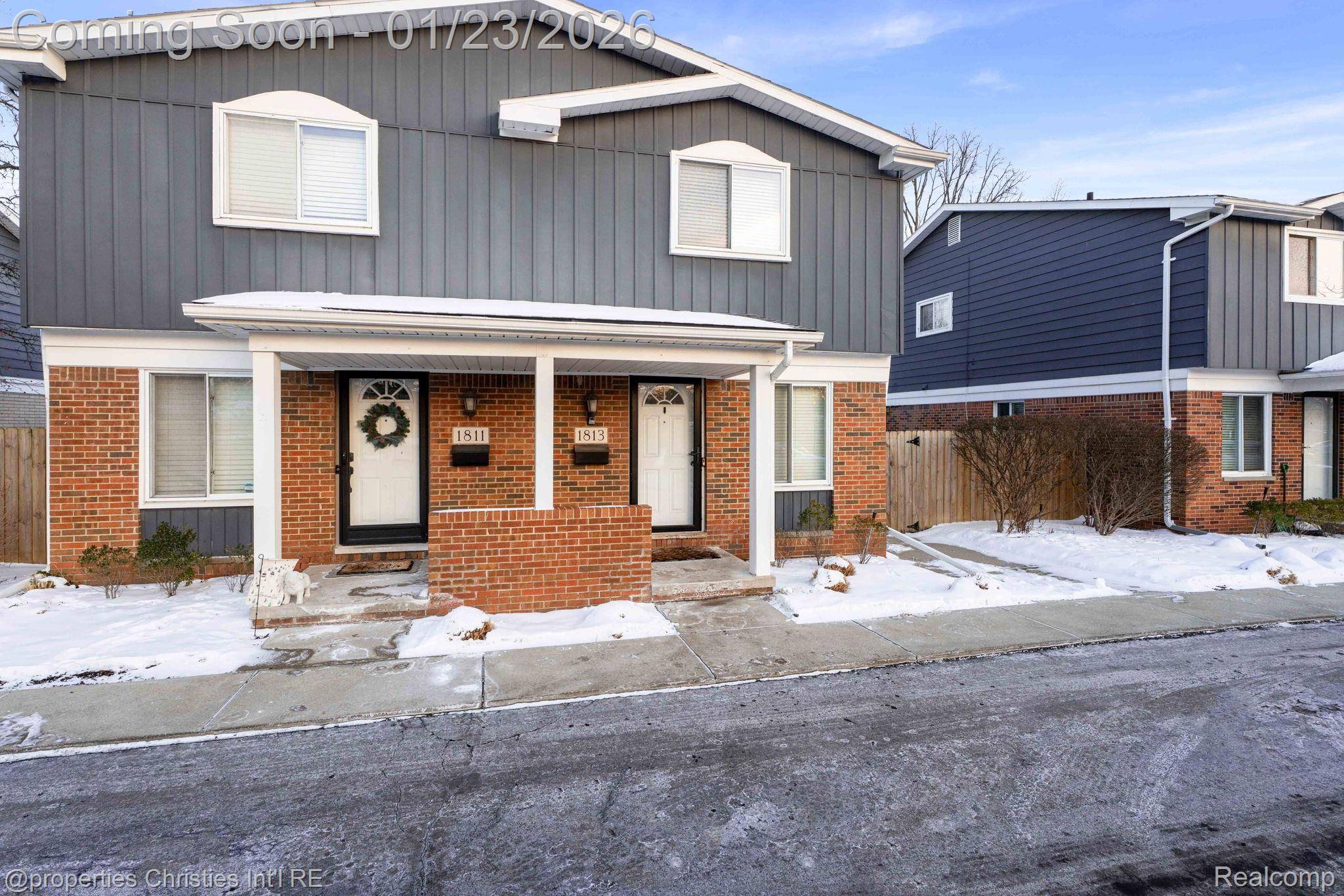 Birmingham, MI 48009,1813 Southfield RD