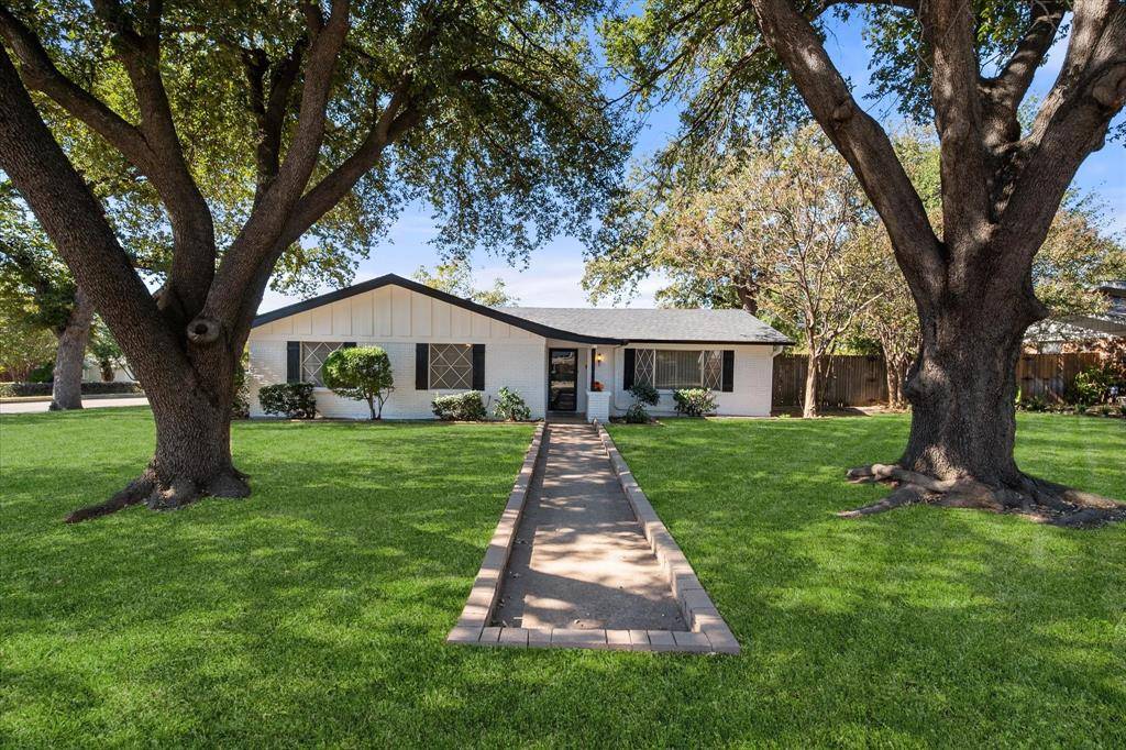 Pantego, TX 76013,1812 Hilltop Lane