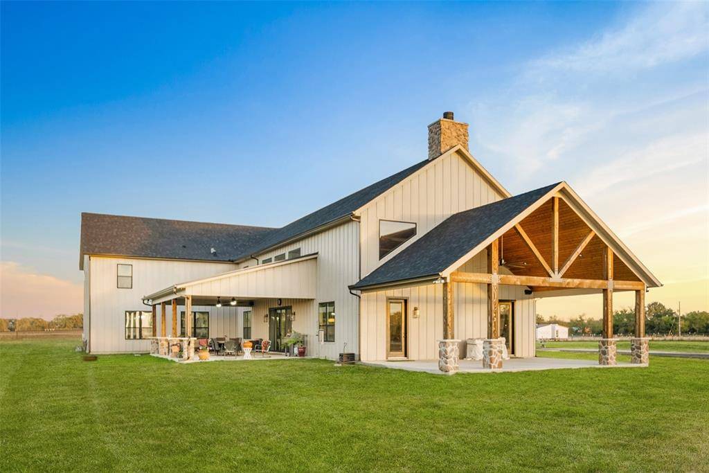 Quinlan, TX 75474,3106 County Road 2526