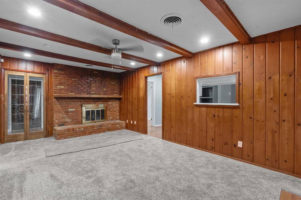 Fort Worth, TX 76103,1021 Blue Lake Drive