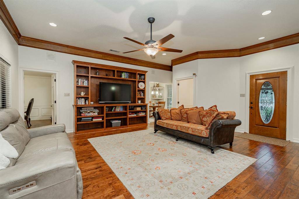 Terrell, TX 75160,8429 Karen Lane