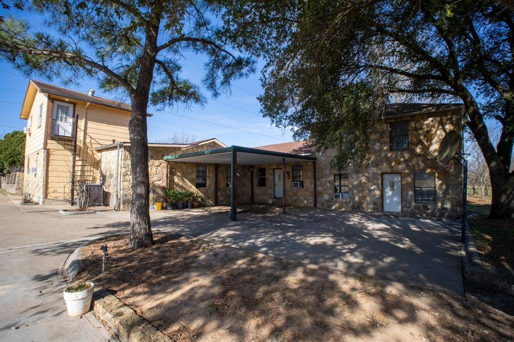 Mexia, TX 76667,1025 S Belknap Street