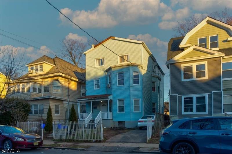 Newark City, NJ 07108,756 S 10Th St