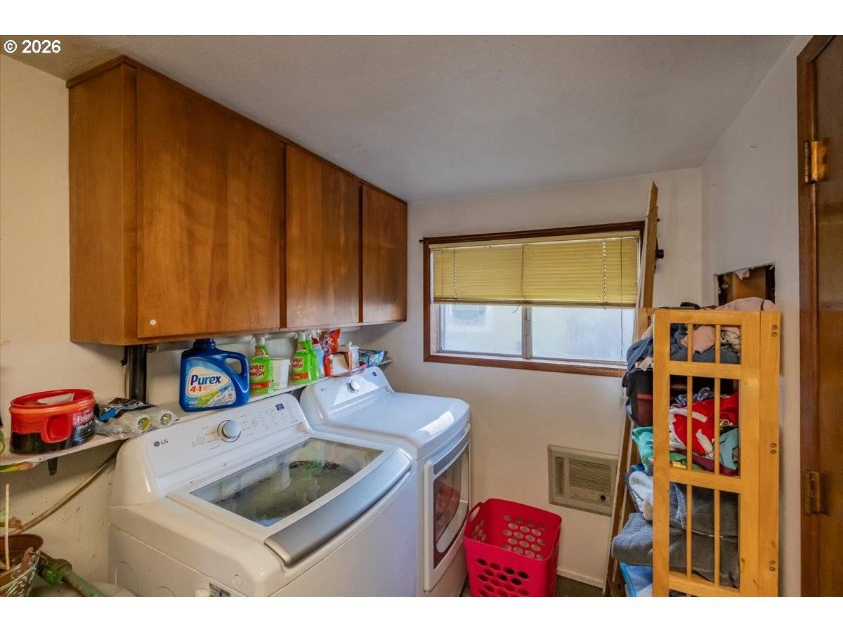 Junction City, OR 97448,471 BIRCH ST