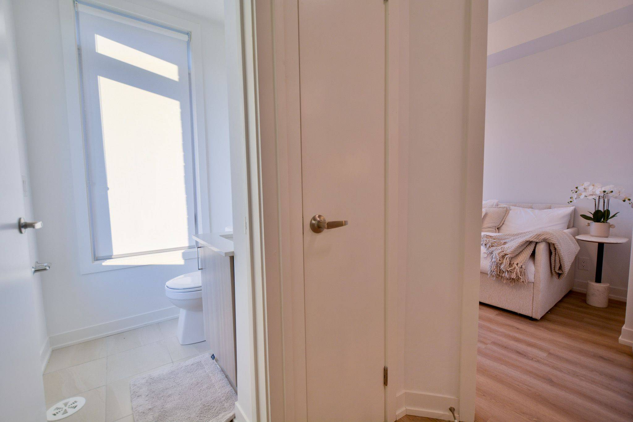 Toronto C13, ON M4A 1C5,48 Case Ootes DR