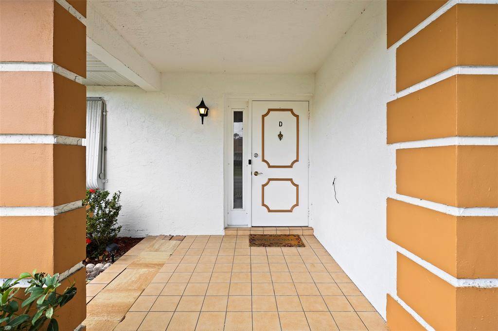 Fort Pierce, FL 34982,943 Savannas Point Dr #D