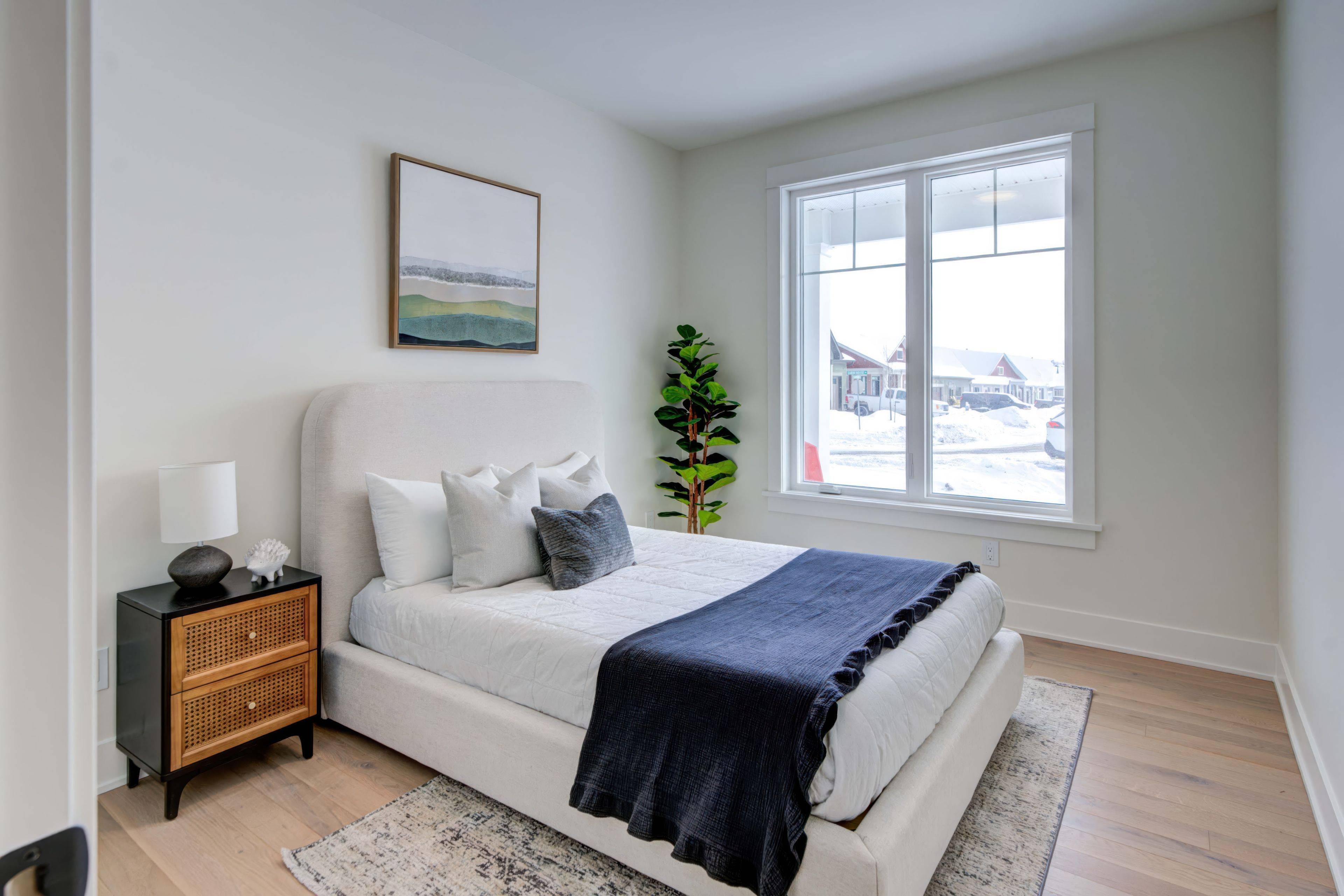 Westport, ON K0G 1X0,82 Cabin House RD