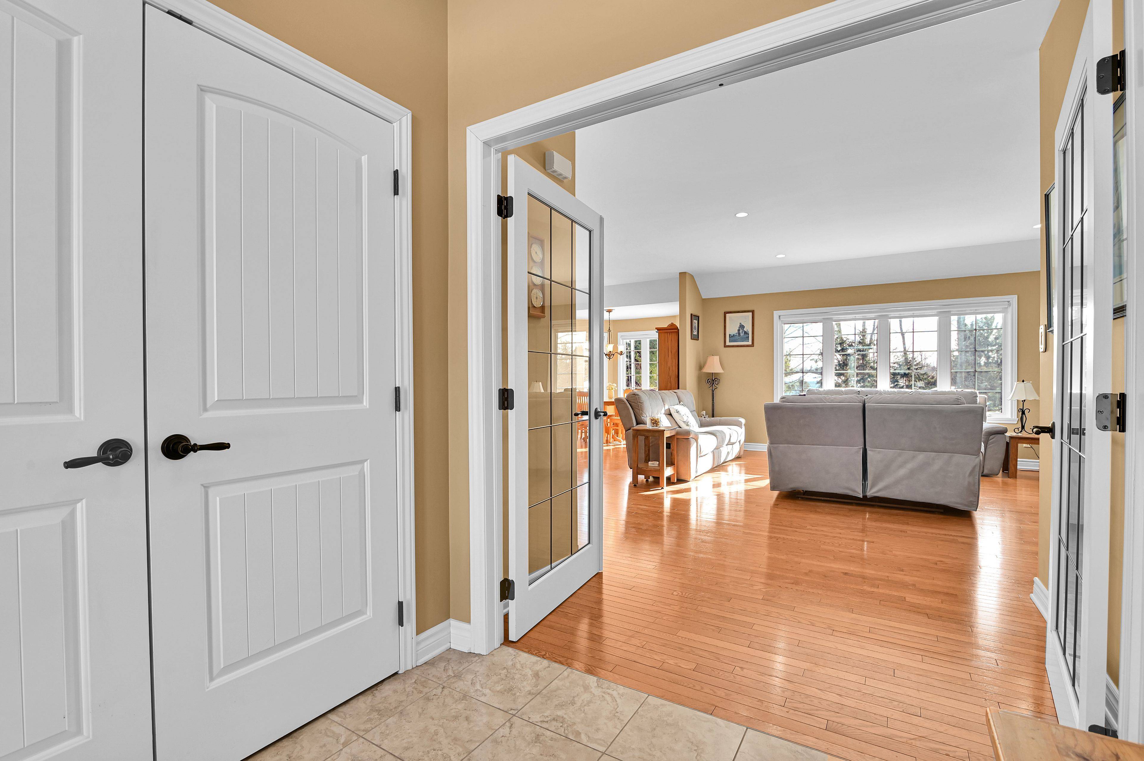 South Glengarry, ON K6H 7J1,6574 Adrian CT