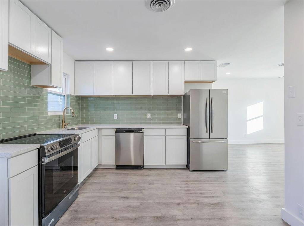 Dallas, TX 75228,2655 Larry Drive