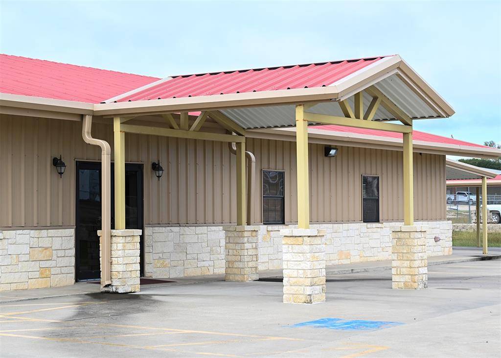 Gonzales, TX 78629,2719 Church Street