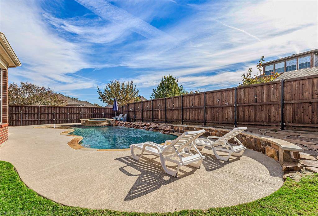 Fate, TX 75087,204 Leonard Way