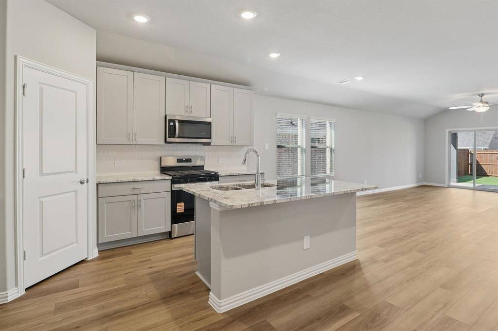 Seagoville, TX 75159,2216 Mustang Way