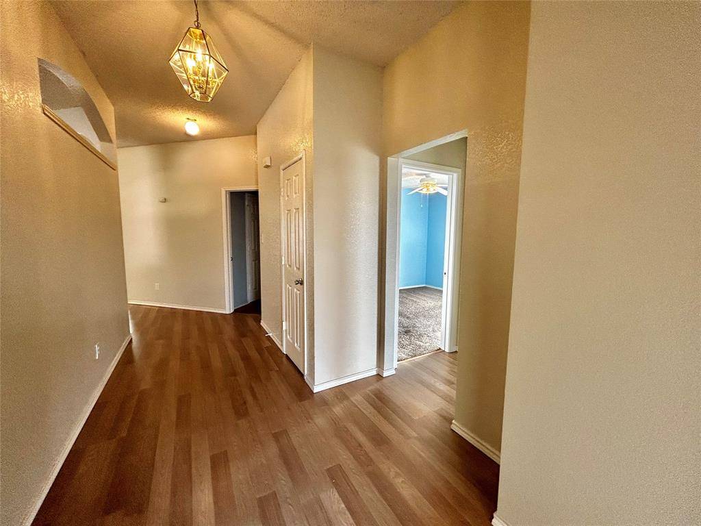 Saginaw, TX 76131,909 Meadowlark Drive