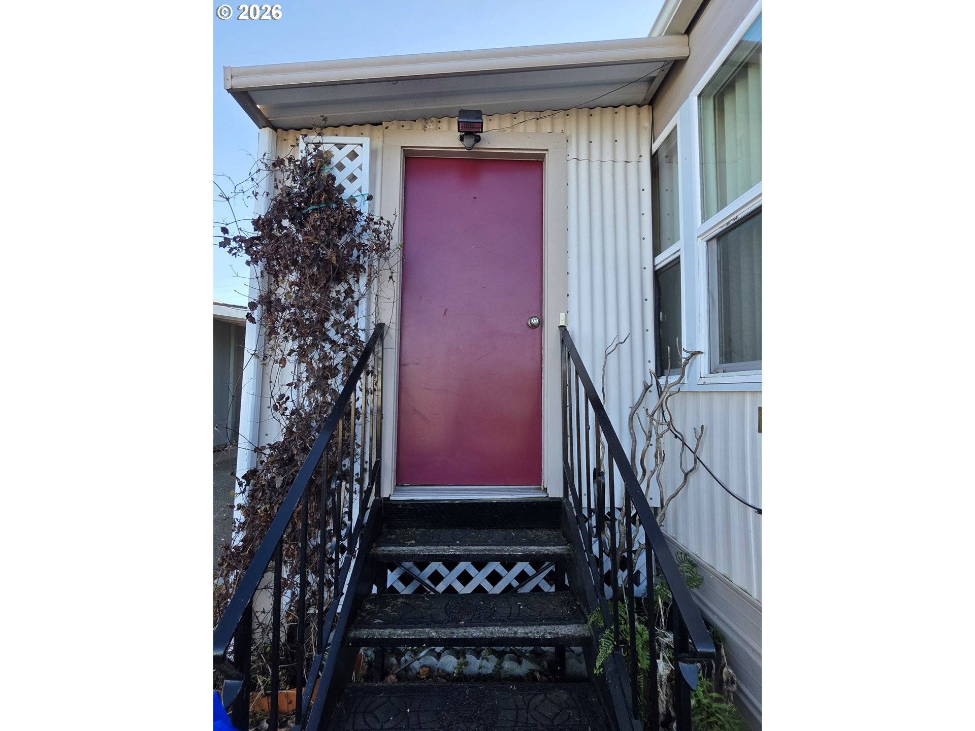 Gladstone, OR 97027,19605 RIVER RD #122