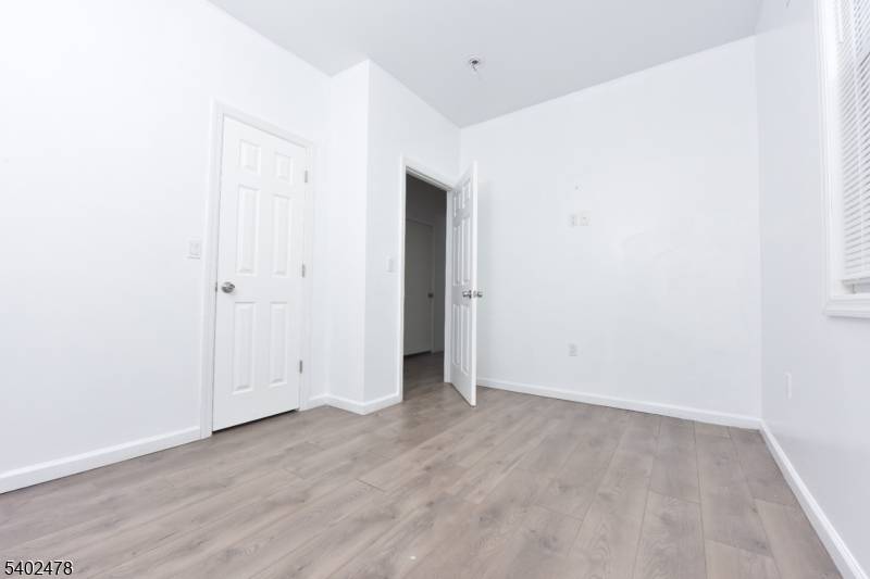 Irvington Twp., NJ 07111,473 Grove St #1