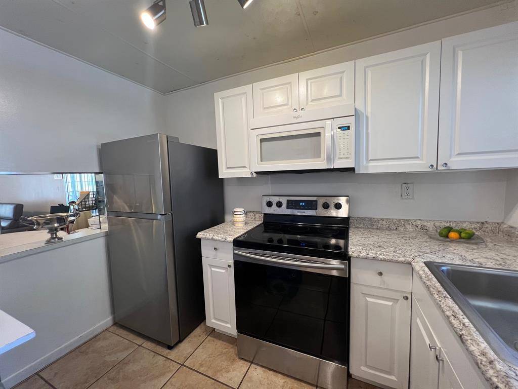 Sunrise, FL 33322,2720 N Pine Island Rd #101