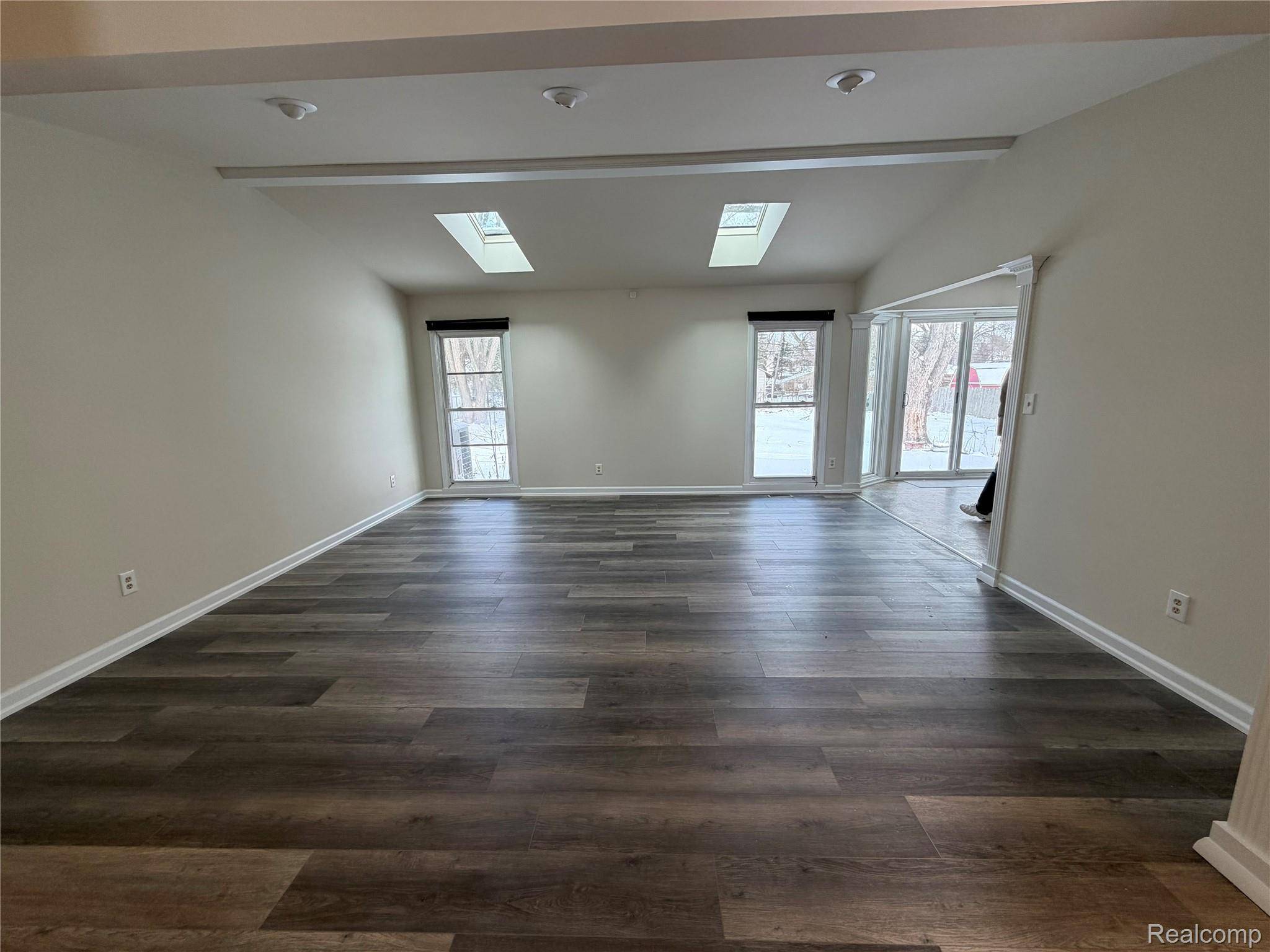 Troy, MI 48098,48 Webb DR