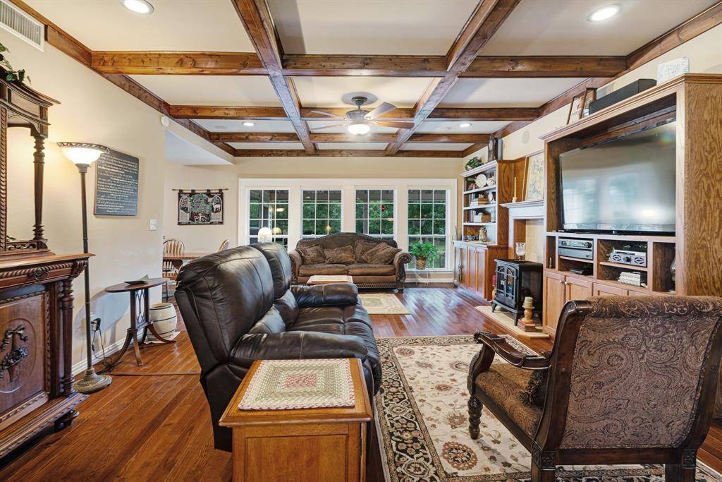 Reno, TX 75462,6150 Old Clarksville Road