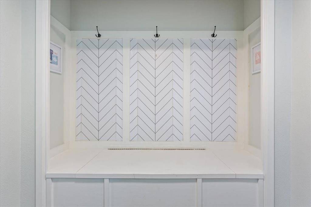 Woodway, TX 76712,8901 Panther Drive