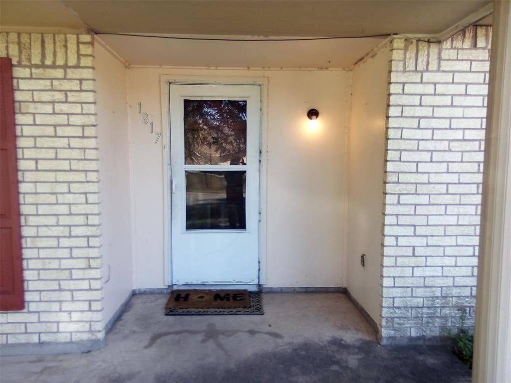 Garland, TX 75040,1817 Vine Drive