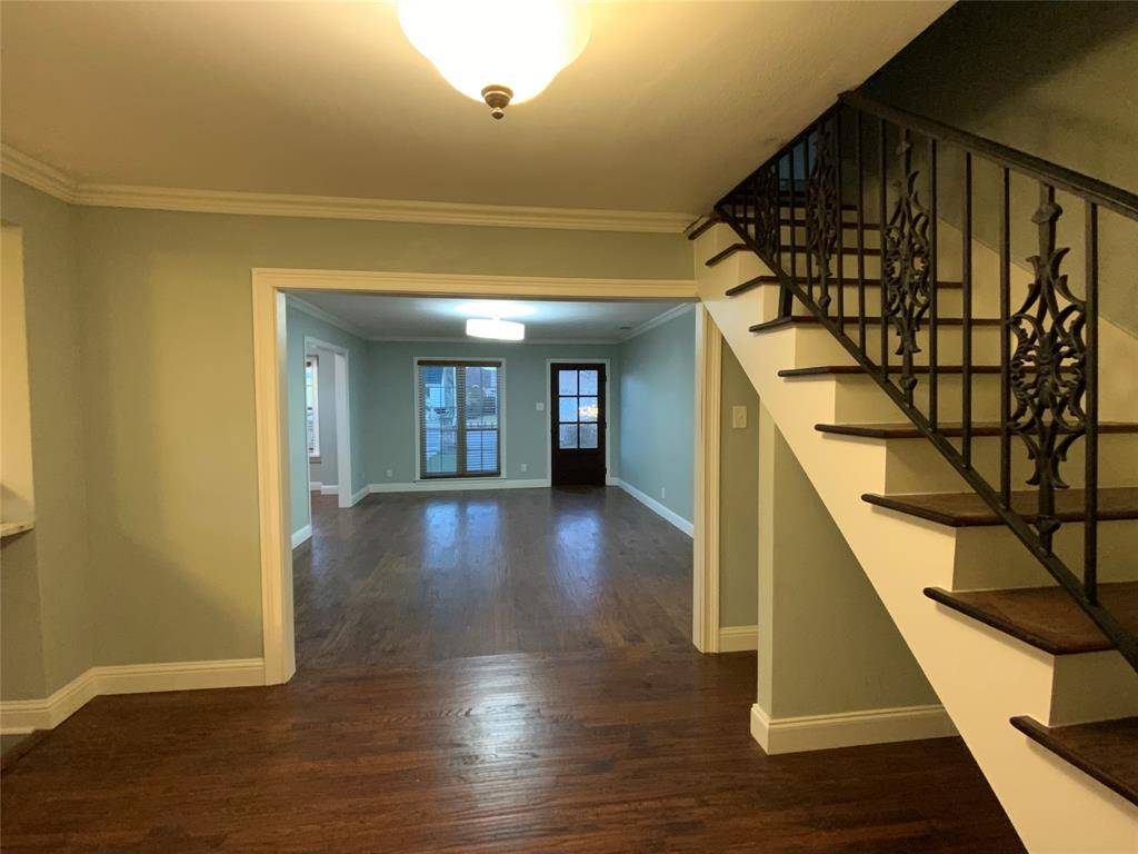 Dallas, TX 75209,4902 W Mockingbird Lane