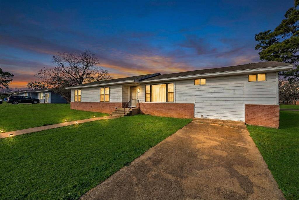 Keene, TX 76059,100 Rosedale Avenue