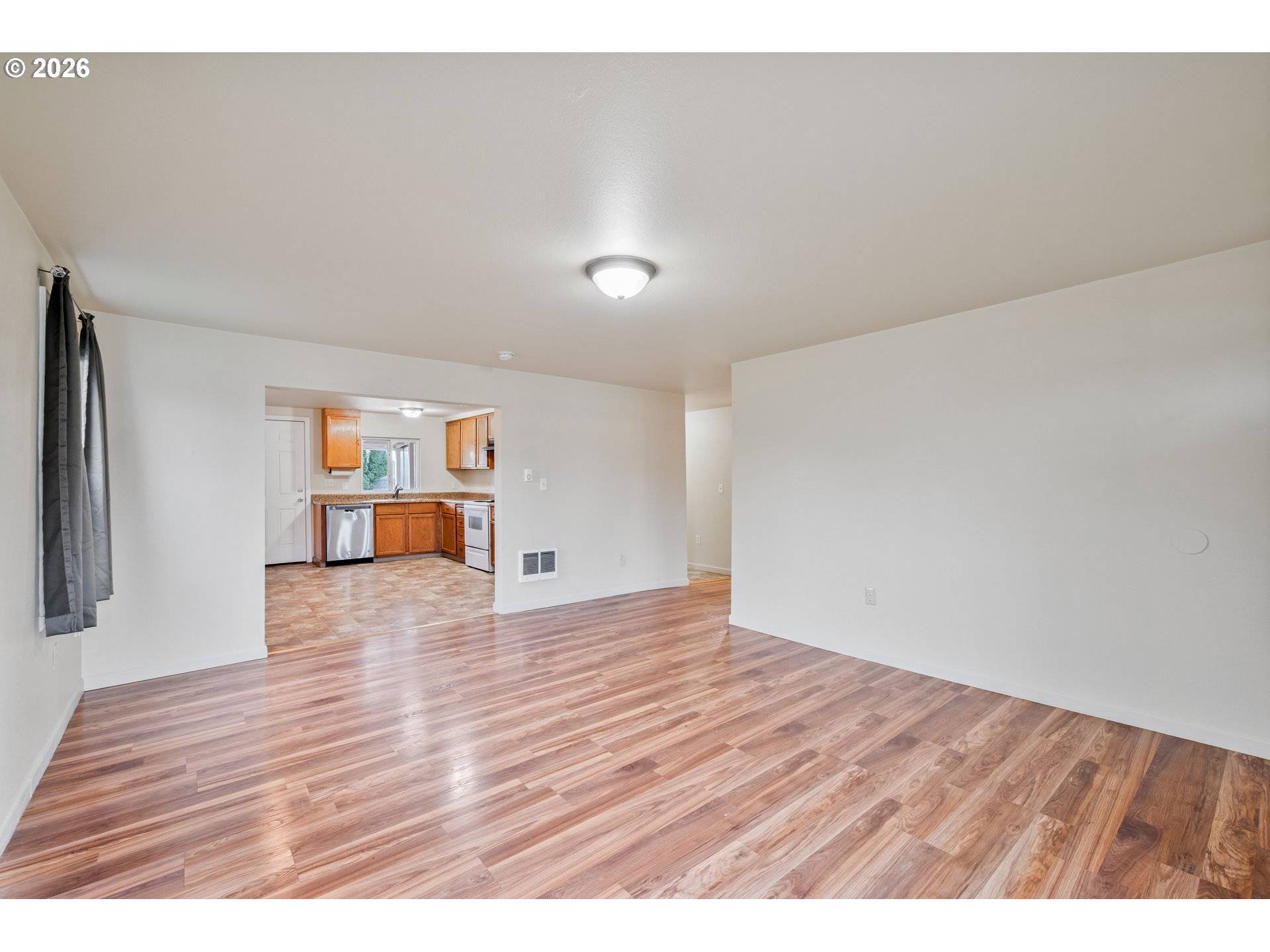 Kelso, WA 98626,96 DIRK LN