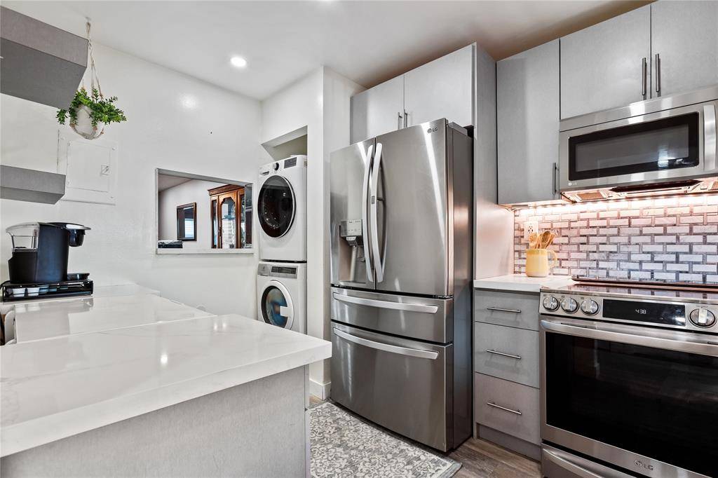 Sunrise, FL 33322,10123 Sunrise Lakes Blvd #307