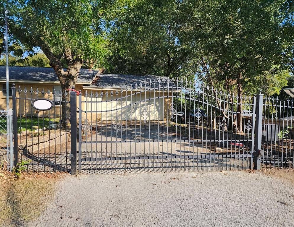 Fort Worth, TX 76135,6585 Appian Way