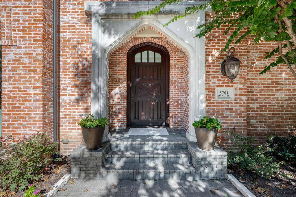 Plano, TX 75093,5701 Danmire Court