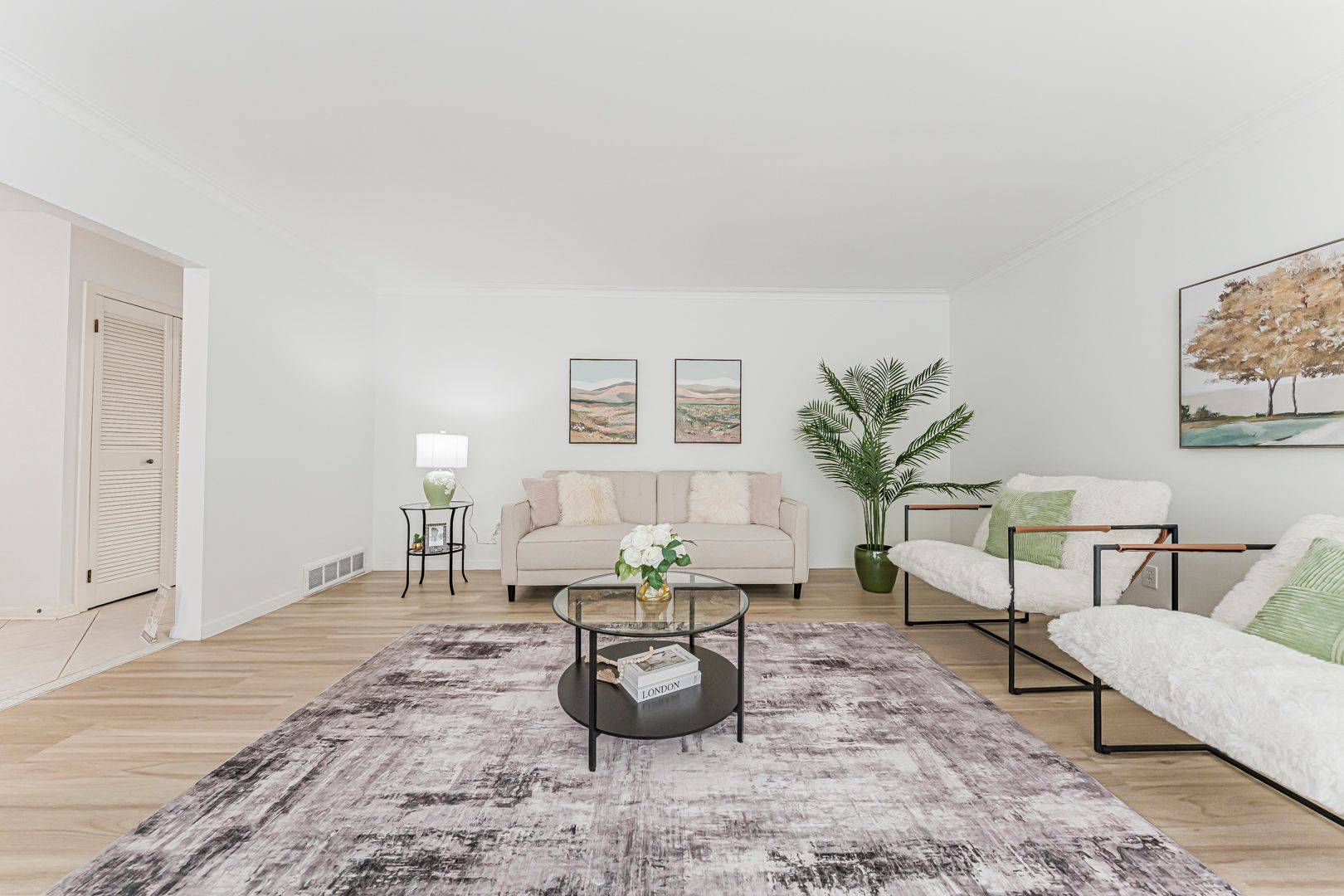 Mississauga, ON L5K 1X5,2393 SPEYSIDE DR