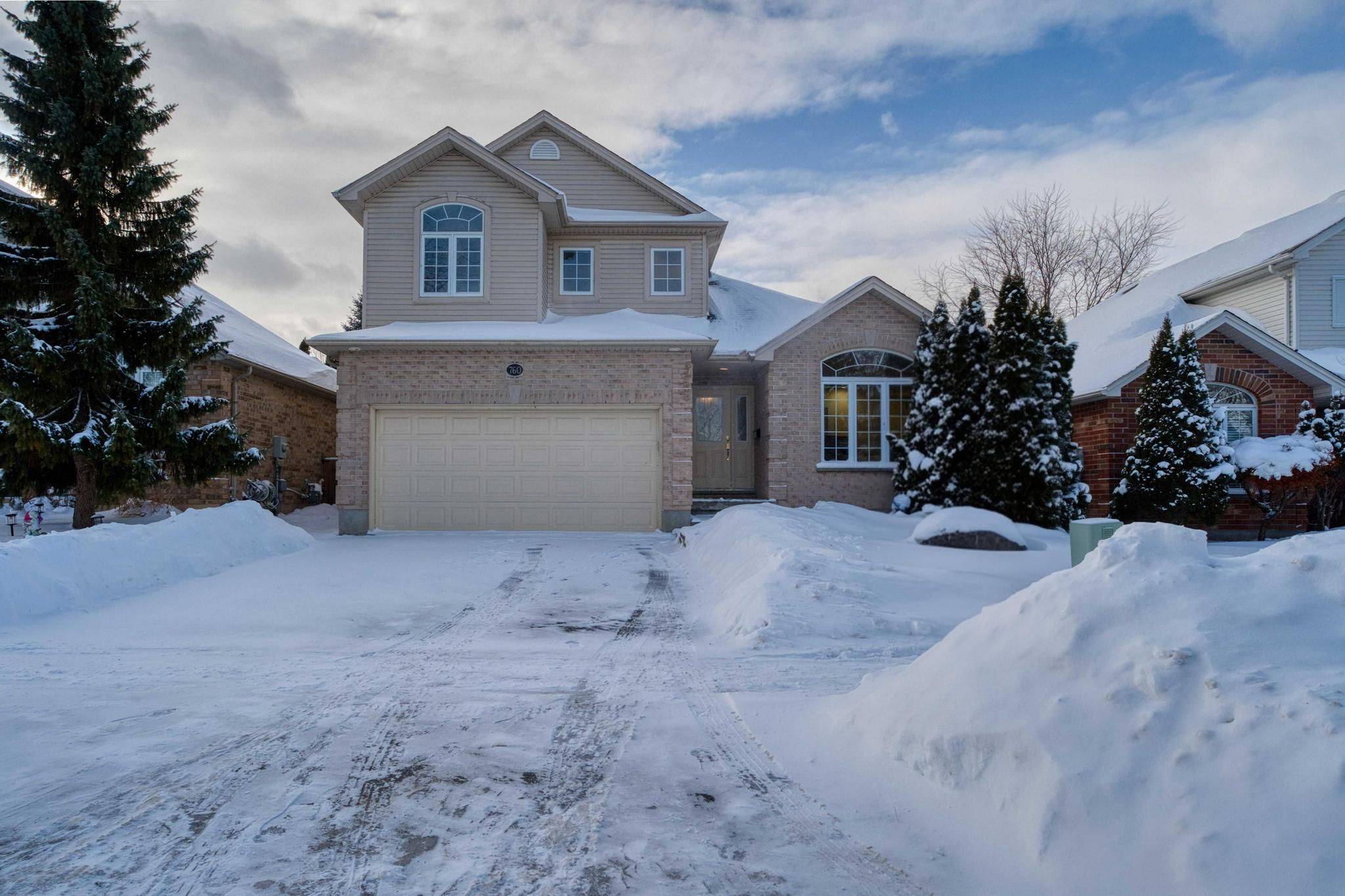 London North, ON N6H 5P4,760 GUILDWOOD BLVD