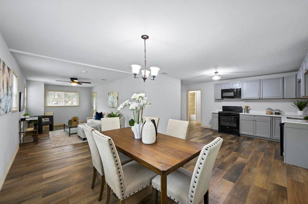 Quinlan, TX 75474,409 E 2nd Street