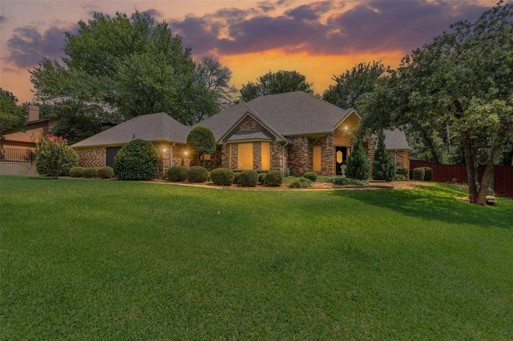 Arlington, TX 76016,6318 Amicable Drive