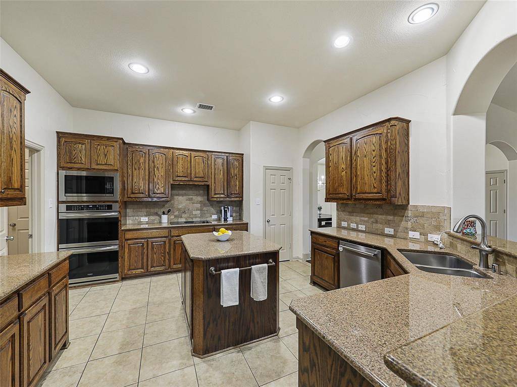 Murphy, TX 75094,524 Buffalo Bend Court