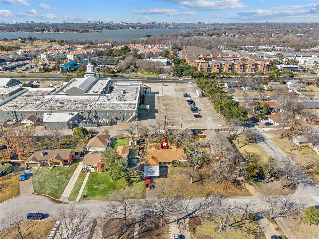 Dallas, TX 75218,9223 San Fernando Way