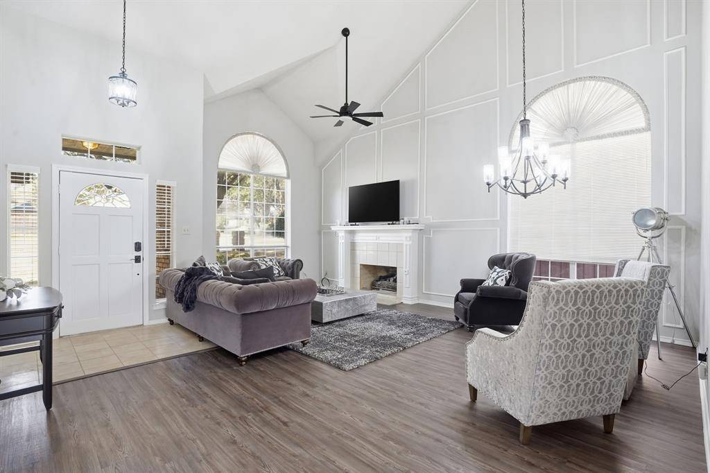 Bedford, TX 76021,3944 Cedar Ridge Drive