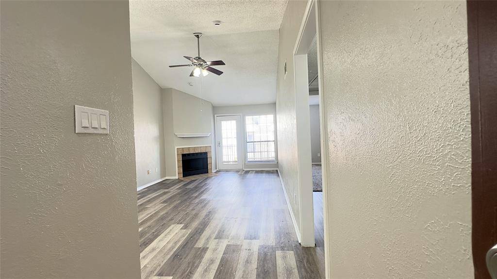 Dallas, TX 75243,9601 Forest Lane #323