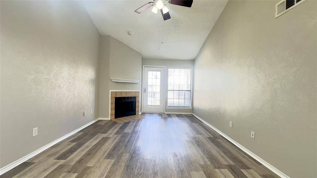 Dallas, TX 75243,9601 Forest Lane #323