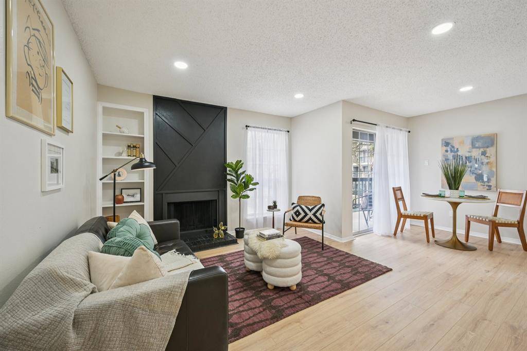 Dallas, TX 75252,18333 Roehampton Drive #128