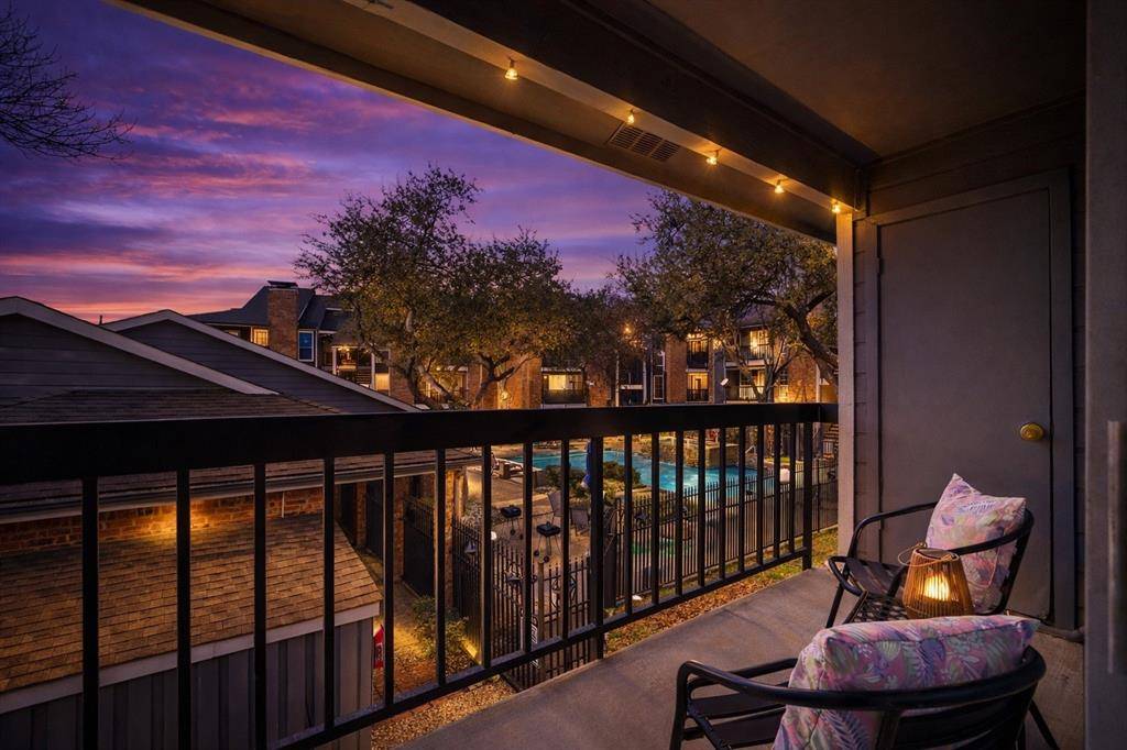 Dallas, TX 75252,18333 Roehampton Drive #128