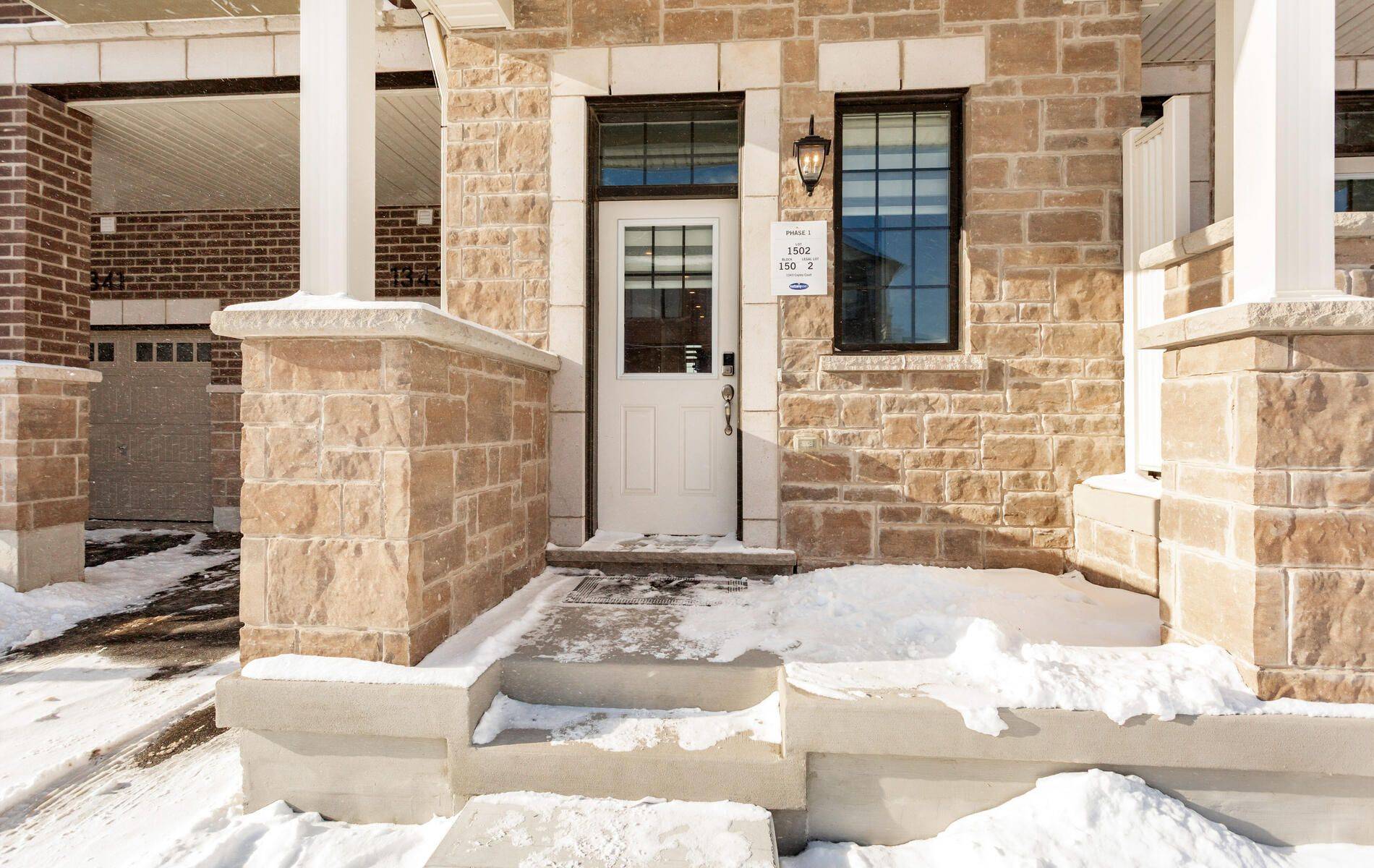 Milton, ON L9E 2E7,1343 Copley CT