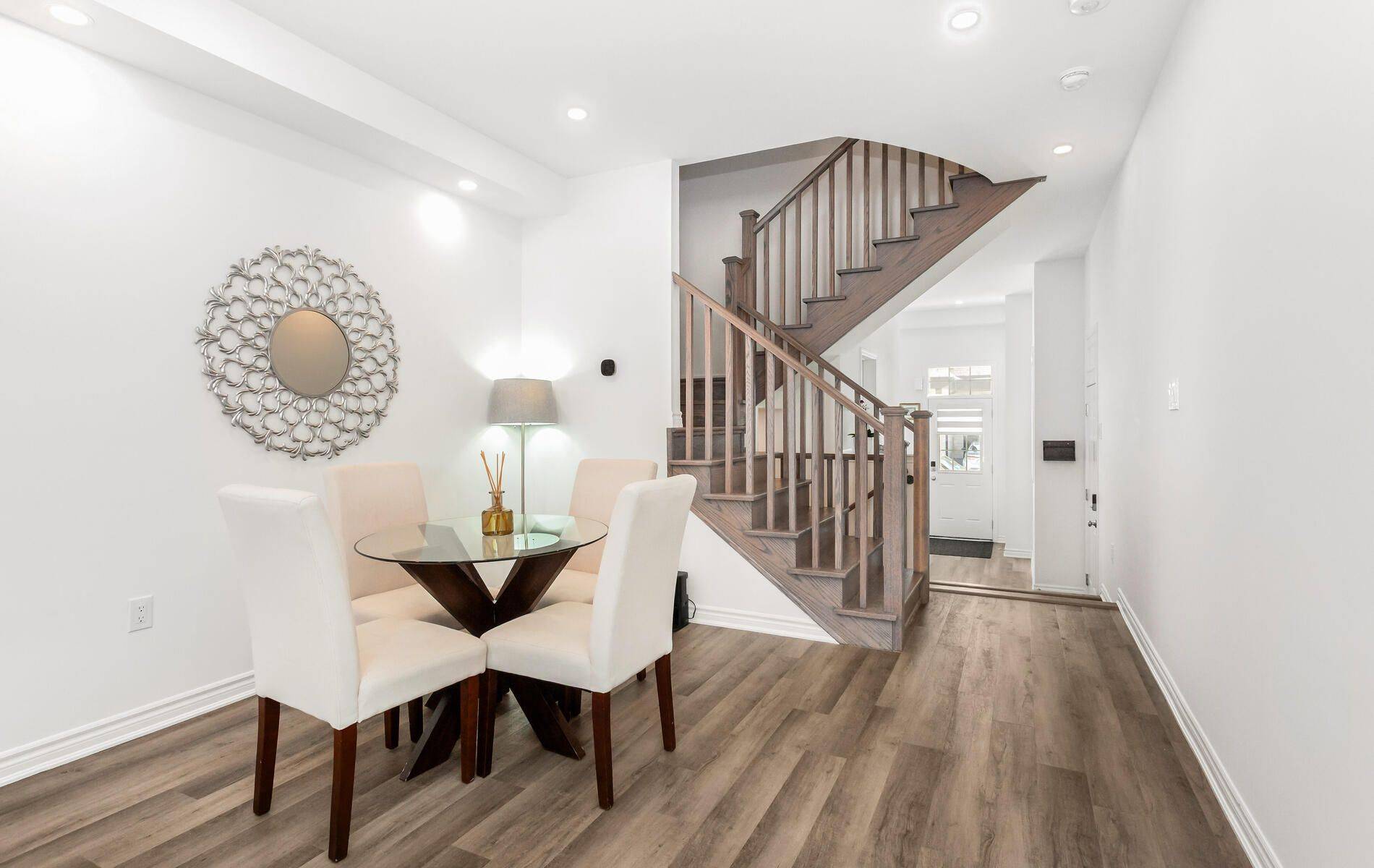 Milton, ON L9E 2E7,1343 Copley CT