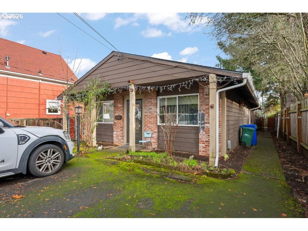 Portland, OR 97213,132 NE 78TH AVE NE