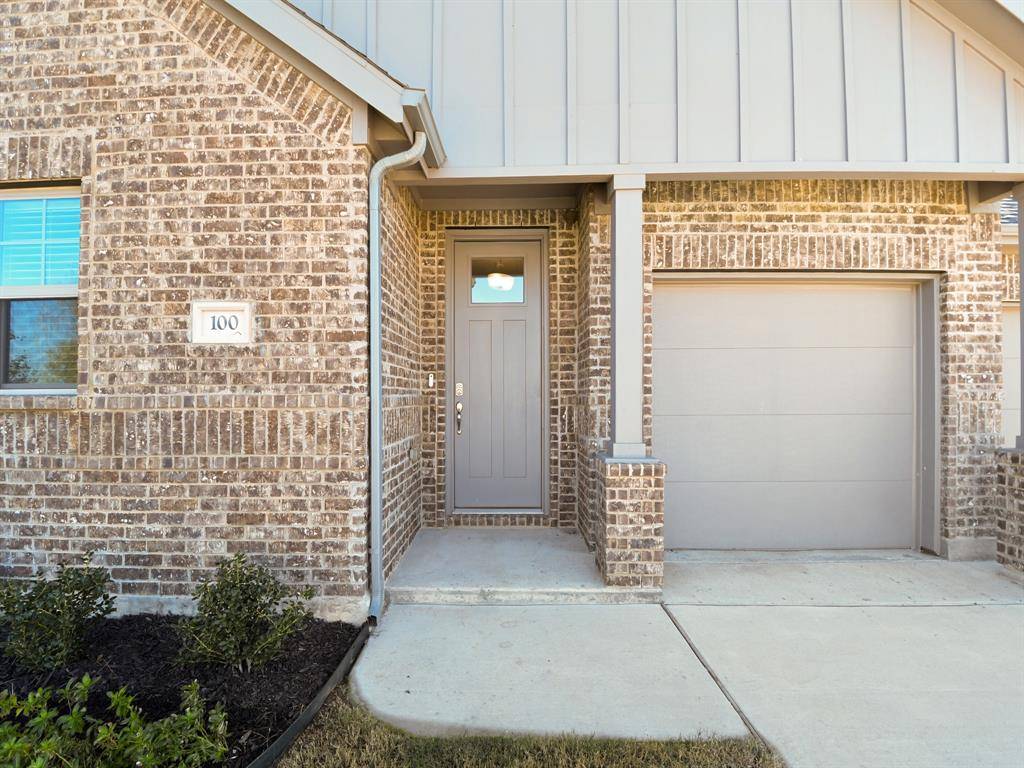 Valley View, TX 76272,100 Maverick Trail