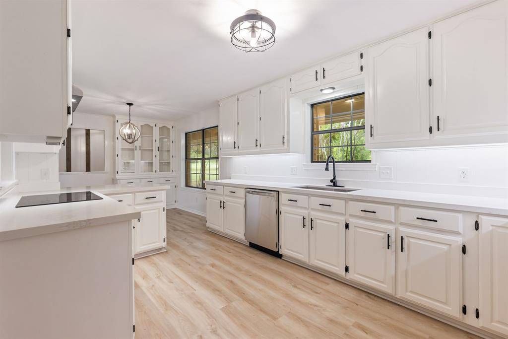 Lone Oak, TX 75453,3711 Fm 513 S