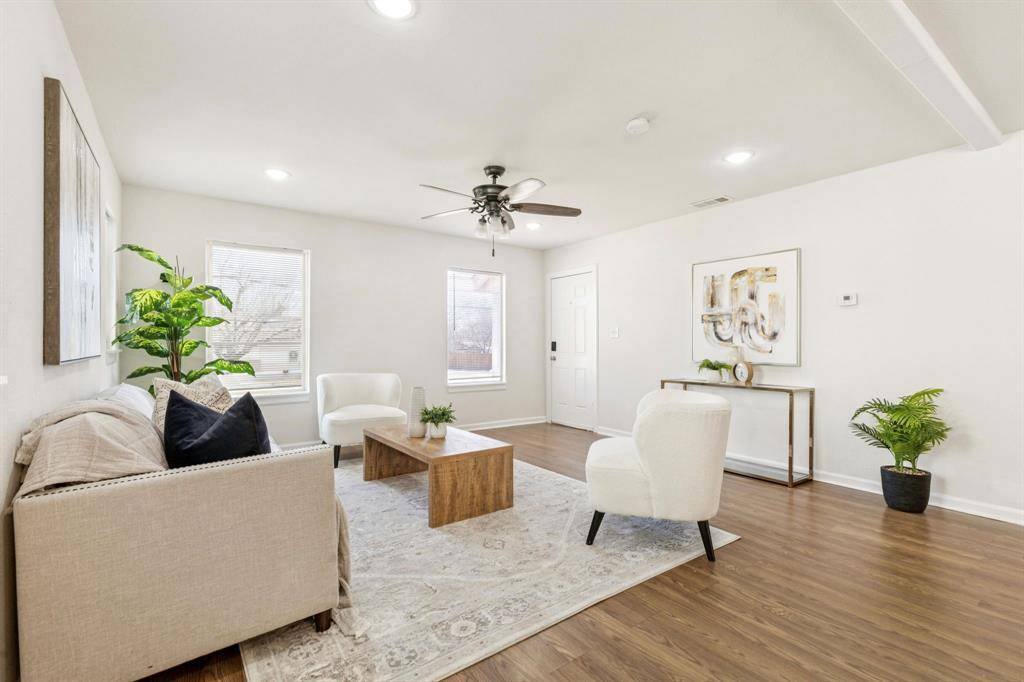 Dallas, TX 75208,1231 S Edgefield Avenue