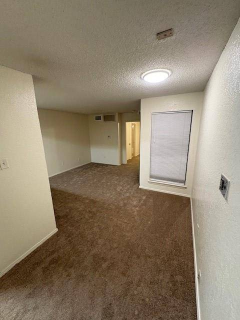 Dallas, TX 75243,9813 Walnut Street #303