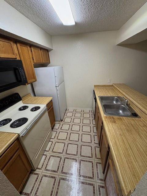 Dallas, TX 75243,9813 Walnut Street #303