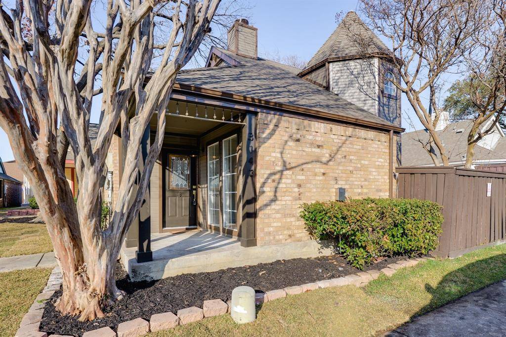 Dallas, TX 75229,3143 Royal Gable Drive